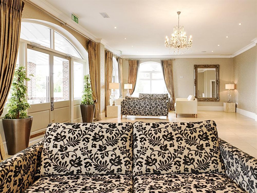 Killarney Oaks Hotel Екстериор снимка