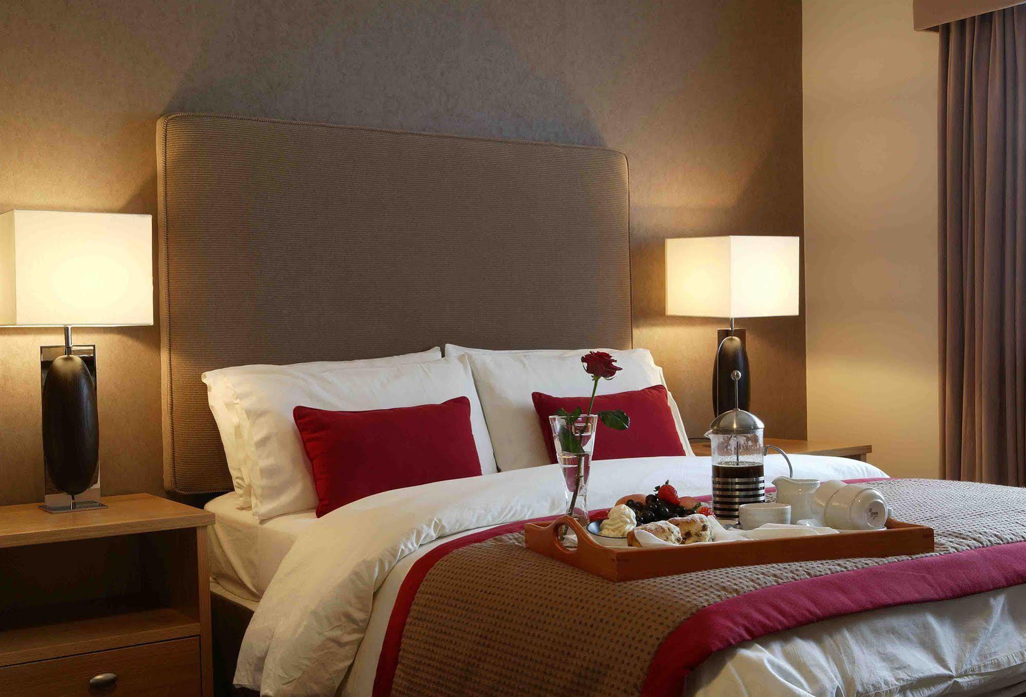 Killarney Oaks Hotel Екстериор снимка