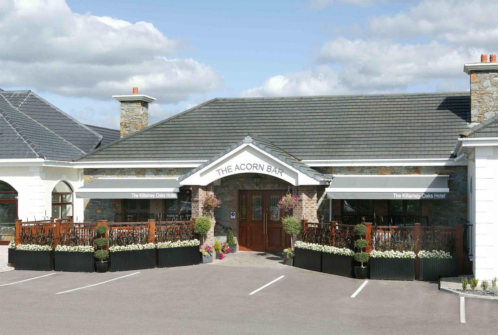 Killarney Oaks Hotel Екстериор снимка